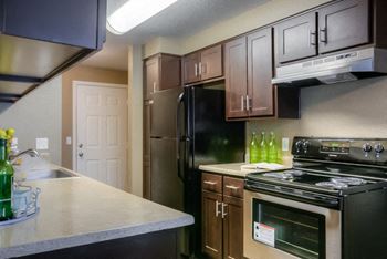 Kitchen Appliances at Parkside Apartments, Oregon, 97080